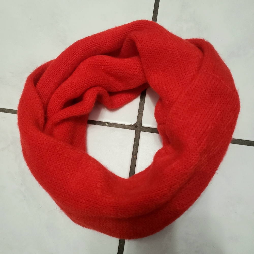 NEW Old Navy red infinity scarf